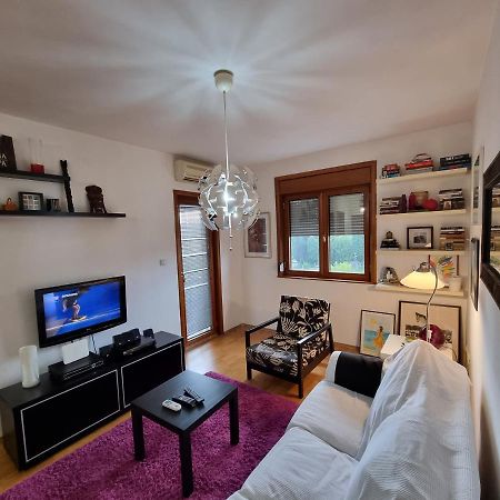 One Bedroom Centre Apartment Podgorica Exteriör bild
