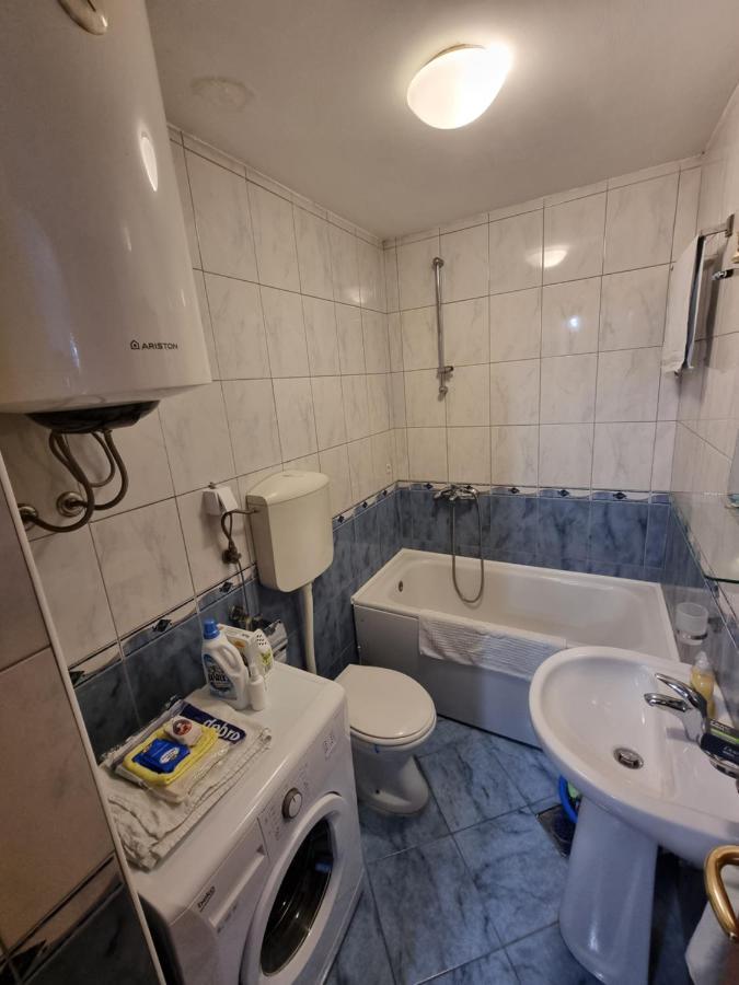 One Bedroom Centre Apartment Podgorica Exteriör bild