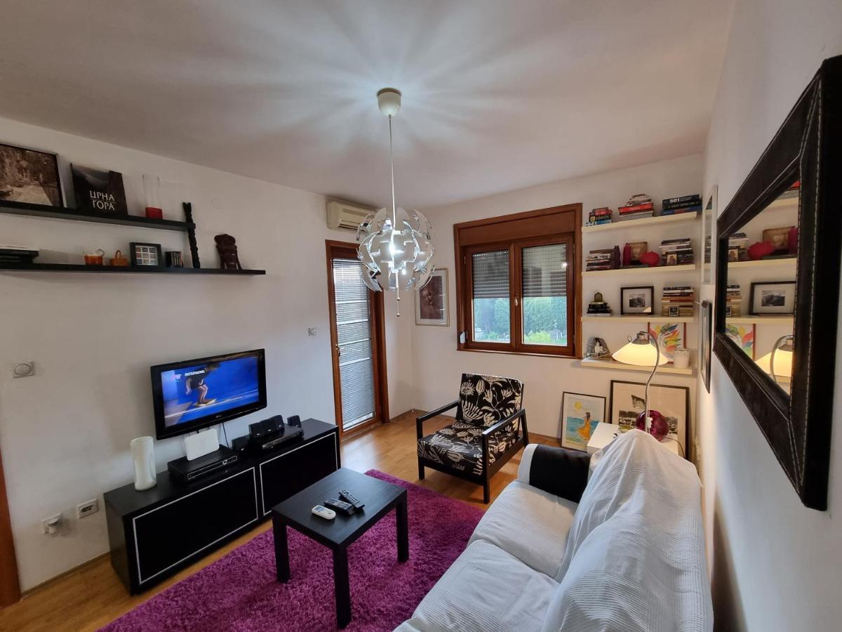 One Bedroom Centre Apartment Podgorica Exteriör bild