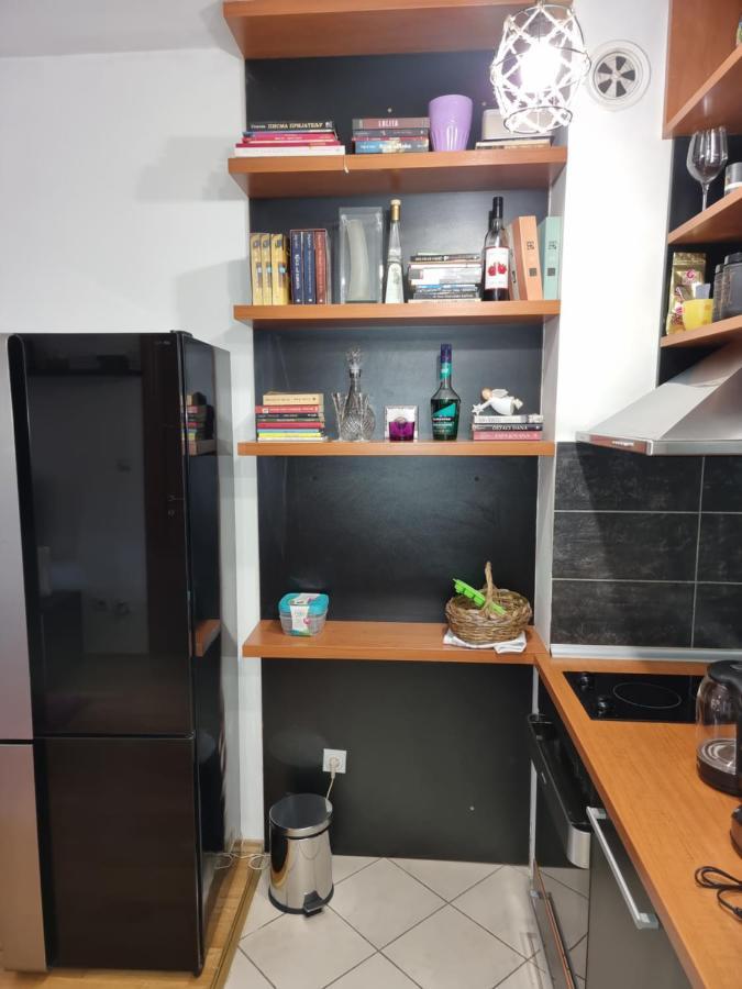 One Bedroom Centre Apartment Podgorica Exteriör bild